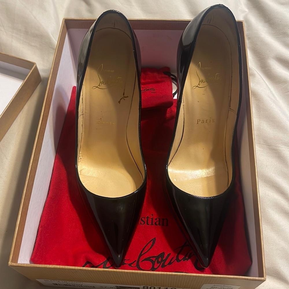 Christian Louboutin So Kate 120